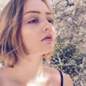 Meet your Posher, Angeni